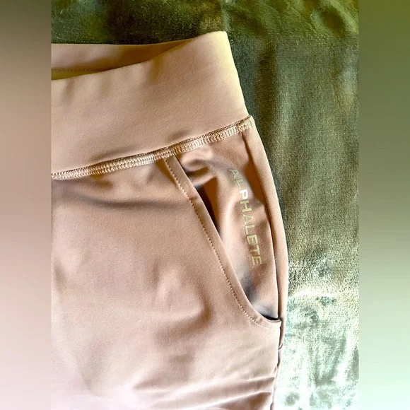 Alphalete XXL Women’s Pro Elite Joggers. Purple Dove colour. NWT - Picture 6 of 9